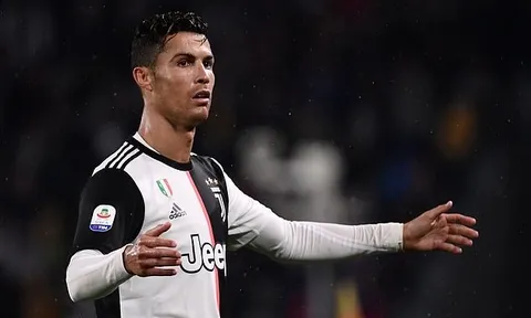 Khen Cristiano Ronaldo nhưng Gabriel Jesus lại chọn 2 cái tên khác hay nhất