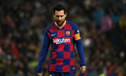 “Án trảm” tại Barca có thể dành cho bất kỳ ai tại Camp Nou?