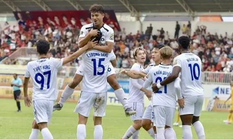 Không để Văn Thanh sang Thái Lan, bầu Đức vẫn cần HAGL ở V-League?