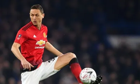 Không ngờ! Đề nghị hấp dẫn, 'trò cưng Mourinho' rục rịch rời Man Utd