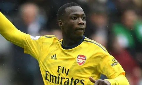 Không phải Aubameyang, Pepe vỗ tay tán thưởng 1 đồng đội ngay trên sân