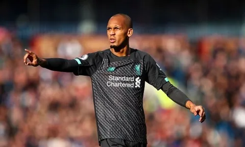"Không phải Fernandinho, cậu ấy hay nhất Premier League ở vị trí đó"