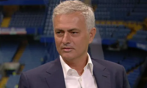 Không thể tin nổi! Mourinho là ƯCV số 1 cho ghế nóng đối đầu Man Utd