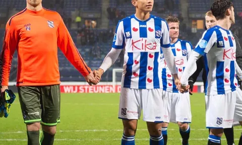Kiến tạo giúp Heerenveen bắn hạ Venlo, Văn Hậu mở toang cơ hội đá chính