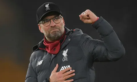 Klopp chấp nhận khoảnh khắc vô địch 'không hoàn hảo' của Liverpool