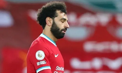 Klopp hét Salah 1 chuyện, trước khi thay khỏi sân
