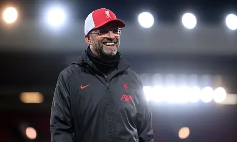 Klopp nói thẳng 1 câu về tài năng của tân binh Ozan Kabak