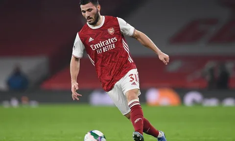 CHÍNH THỨC! Hành động chớp nhoáng, Arsenal chia tay cái tên đầu tiên