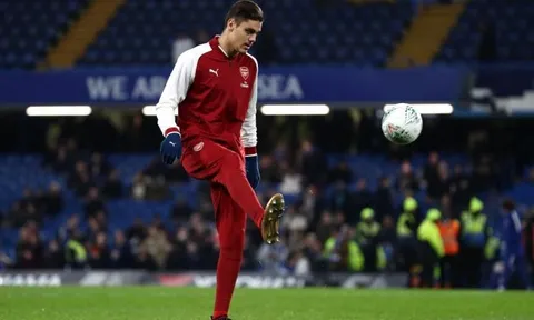 Bi kịch ập đến, 'nạn nhân của Luiz' hết đường rời Arsenal