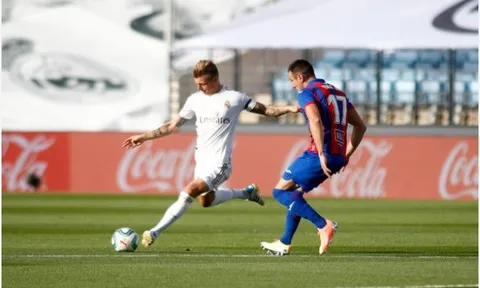 Kroos vẽ đường cong tuyệt diệu, Real hâm nóng cuộc đua La Liga