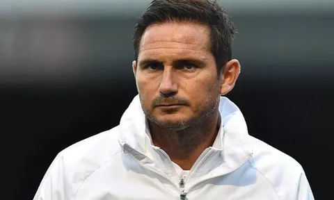Frank Lampard chia sẻ thách thức tại Champions League khi bị cấm chuyển nhượng