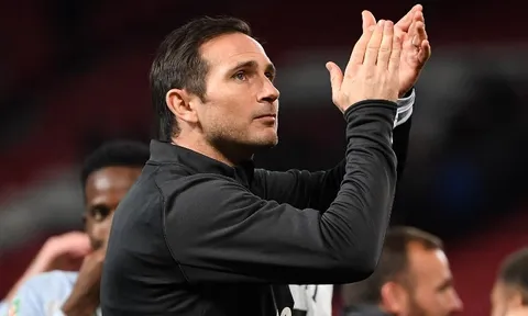 'Đó là bất lợi lớn nhất khi Lampard đến Chelsea hè này'