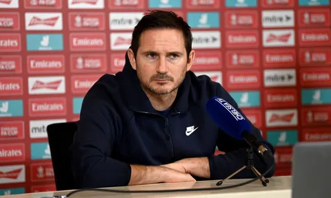 "Frank Lampard hẳn đang gặp ác mộng"