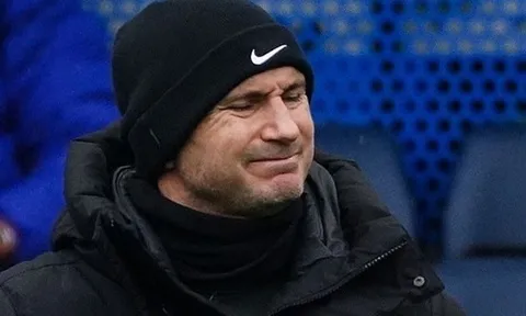 Lampard bị sa thải, Gerrard vạch trần sự thật về Chelsea