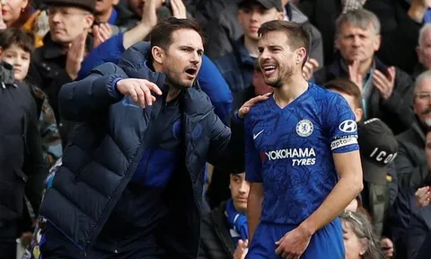 Lampard điên tiết: "Lại là VAR. Không có thẻ đỏ cho gã đồ tể"