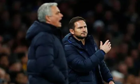 Mourinho: "Chelsea sẽ dùng hàng phòng ngự 5 người"