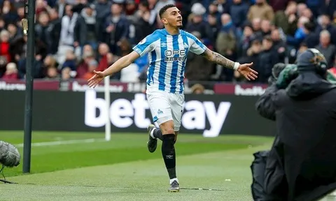 Bổ sung hỏa lực, 'Ong bắp cày' theo dõi ''trọng pháo'' Championship