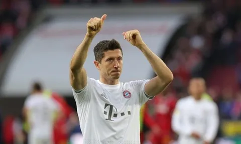 Lewandowski đã ở cùng đẳng cấp với Ronaldo?