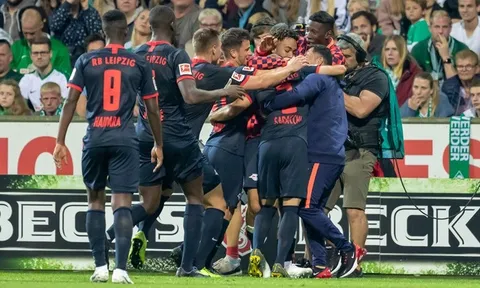 Leipzig tái chiếm ngôi đầu của Bayern sau trận thắng đậm trước Bremen