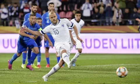 Lên tuyển, "Cầu thủ Premier League Tháng Tám' tiếp tục nổ súng