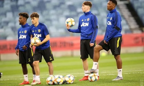 "Lì lợm" trước COVID-19, đây là cách Man Utd kiểm soát dịch bệnh