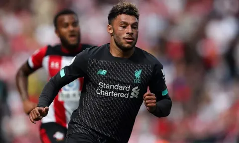Liên tục mờ nhạt, "cục tạ" của Liverpool nói gì?