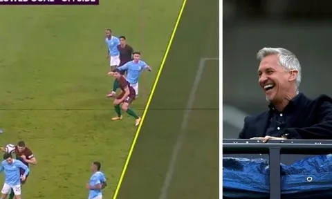 Man City bị tước 1 bàn thắng, Gary Lineker tức giận với VAR
