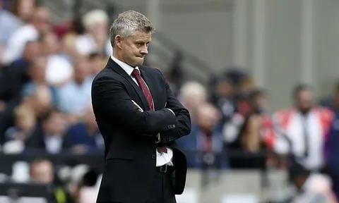 'Lingard là tiền đạo cắm của Man Utd. Thật không thể tin được!'