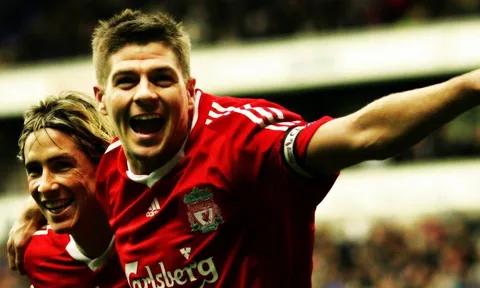 Liverpool vô địch Premier League, Gerrard và Torres lập tức phá vỡ im lặng