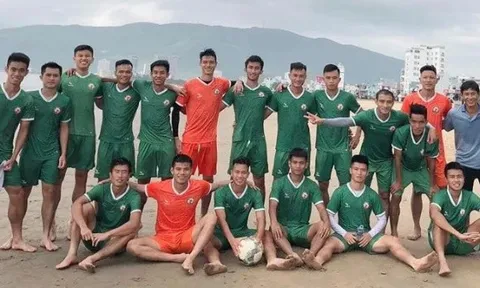 Lộ diện cầu thủ Việt Nam đầu tiên phải tự cách ly vì Covid-19