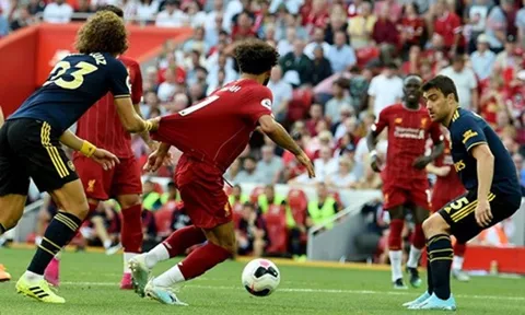 Khiến Arsenal thua Liverpool tan nát, "tội đồ" xin lỗi CĐV