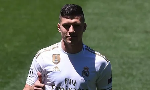Đại bại trước Atletico, Real nhận thêm hung tin về tình hình nhân sự