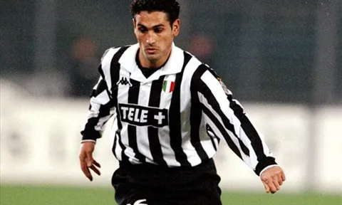 Cựu tiền đạo Juventus dành lời 'phũ phàng' cho Paulo Dybala