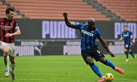 Lukaku quá đẳng cấp, Inter thắng đậm trận derby Milan