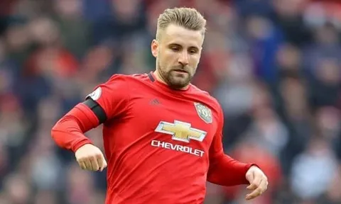 Dịch COVID-19 hoành hành, sao Man Utd kêu gọi hủy kết quả Premier League