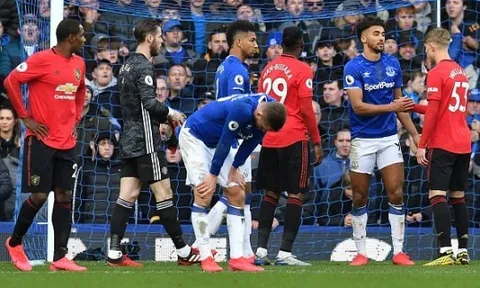 Mắc sai lầm, De Gea gặp ngay Solskjaer nói 1 câu