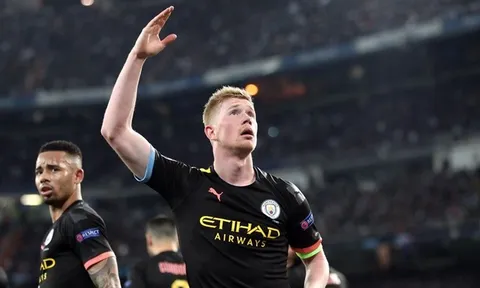 Man City tiến hành "trói chân" trụ cột
