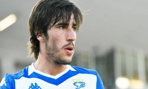 Man United để mất "Pirlo mới" vào tay Inter Milan