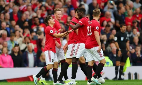 Thấy gì sau loạt trận khai màn Premier League 2019/20?