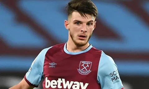 XONG! Vụ Declan Rice sáng tỏ, Man Utd cùng Chelsea 'khóc thét'