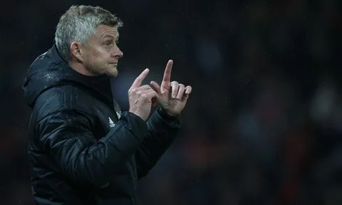 Man Utd bắt đầu 'rơi tự do': Khi số phận trêu đùa với Solskjaer