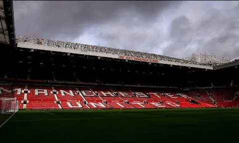Man Utd chi tiền hỗ trợ nhân viên mùa đại dịch