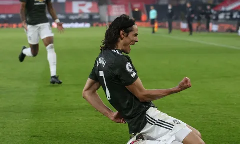 Man Utd đang làm chuyện "điên rồ" với Edinson Cavani?
