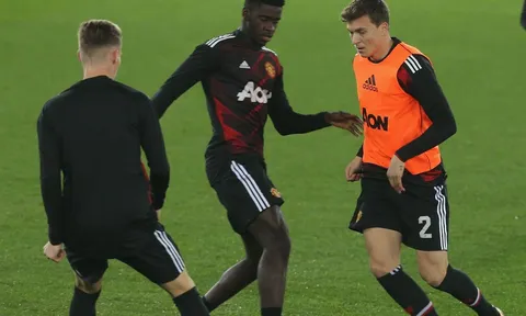 Man Utd lên đường đến Áo, 2 'cặp bài trùng' đáng sợ hình thành