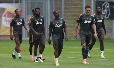 Man Utd sung sức, Solskjaer nở nụ cười tươi rói