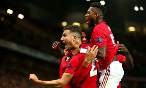 Man Utd và đội hình lí tưởng đấu AZ Alkmaar: Thời cơ cho Pogba
