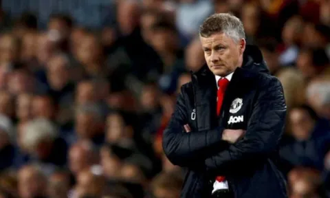 Man Utd và Solskjaer: Hà cớ chi phải giữ kẻ muốn đi?