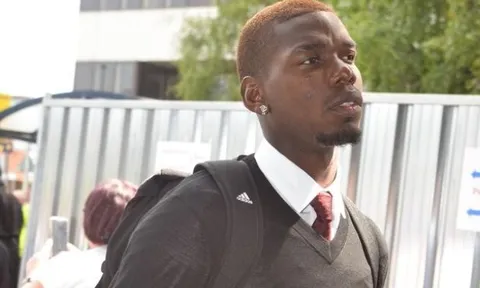 Man Utd "xin" Pogba cho thêm thời gian