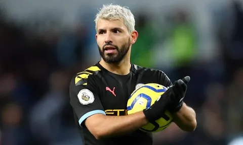 Tai ương giáng xuống, NHM Man City kêu gọi "họng pháo chủ lực" làm 1 việc