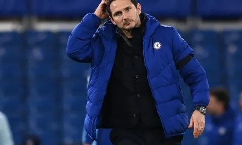 Roy Keane điểm mặt sao Chelsea khiến Lampard 'vò đầu bứt tai' sau trận